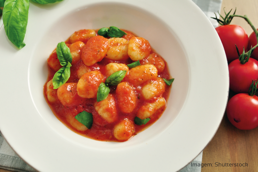 Nhoque de batata com molho de tomate